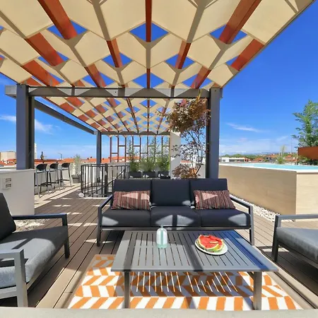 Penthouse Diem - Private Pool With Sea View Lejlighed *