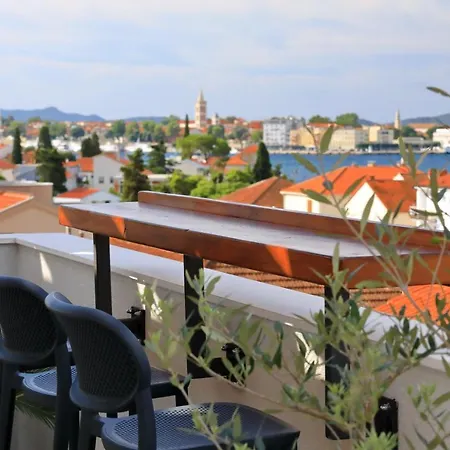 Penthouse Diem - Private Pool With Sea View Apartment Zadar