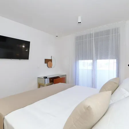 Penthouse Diem - Private Pool With Sea View Apartament *