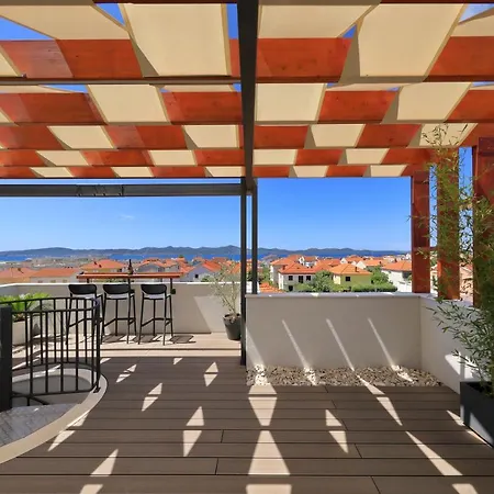 Penthouse Diem - Private Pool With Sea View