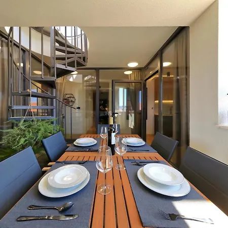 Apartment Penthouse Diem - Private Pool With Sea View Zadar